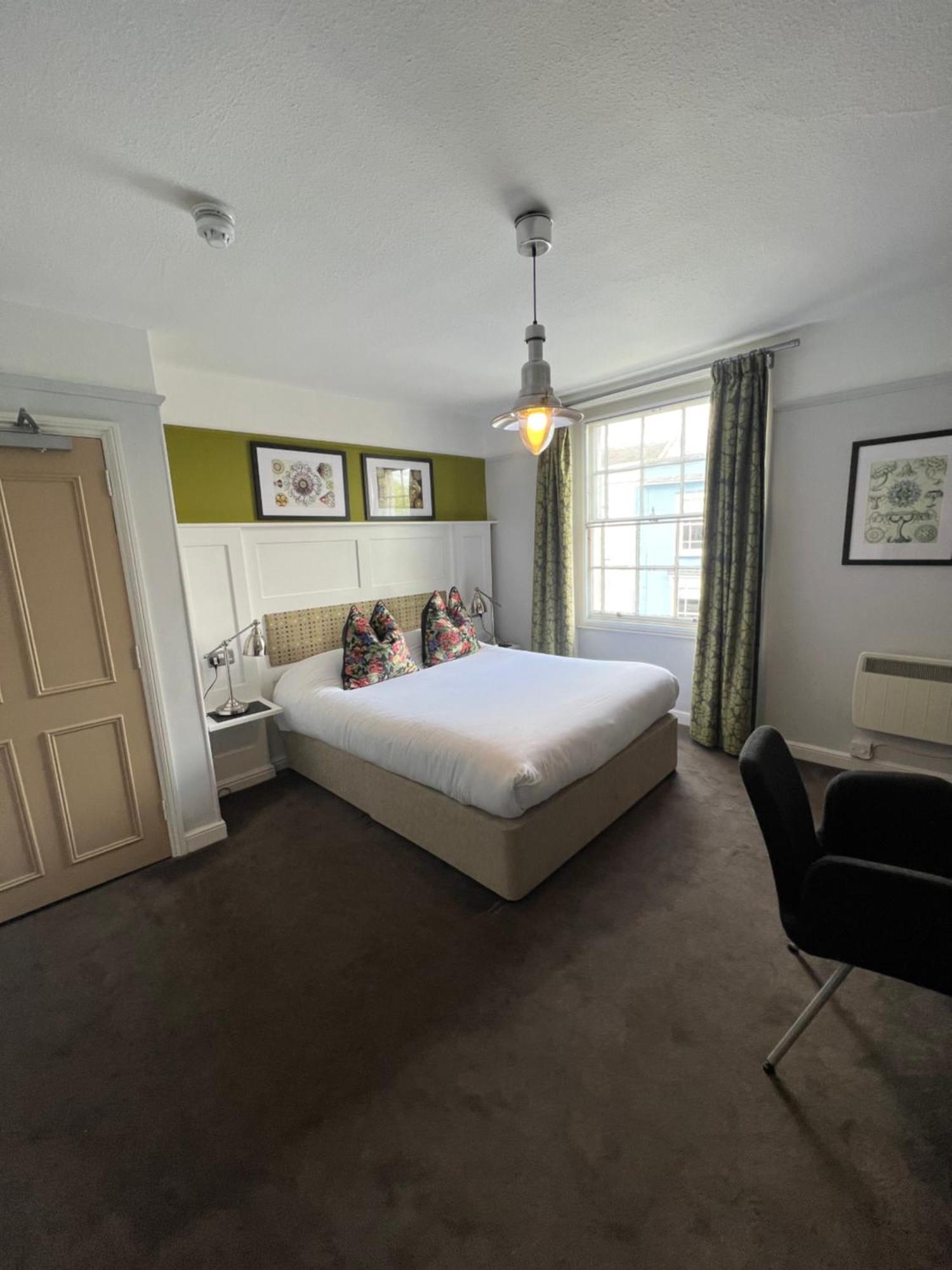 White Horse Bed & Breakfast มัลดอน ภายนอก รูปภาพ